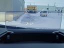 ヘッドアップディスプレイ搭載★道路から視線を移さずスピード等を確認できるので運転中の疲れも感じにくい♪