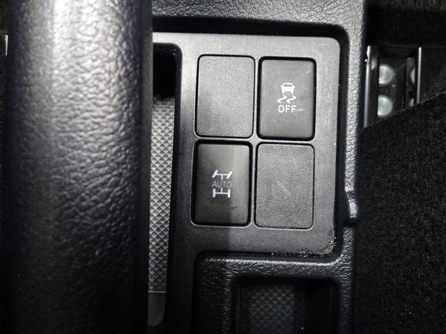 F トヨタセーフティセンスC 衝突回避支援パッケージ 先行車発進告知機能 レーンアシスト オートマチックハイビーム 横滑り防止 ナビ バックカメラ ETC ドライブレコーダー 4WD(17枚目)