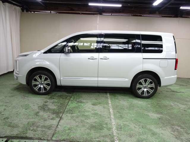 P D5専用10.1型ナビ ETC Eアシスト 追突軽減ブレーキ マルチアラウンド 後方車両検知 車線逸脱警報 レーダークルーズコントロール 誤発進抑制 レーンチェンジアシスト 4WD(7枚目)