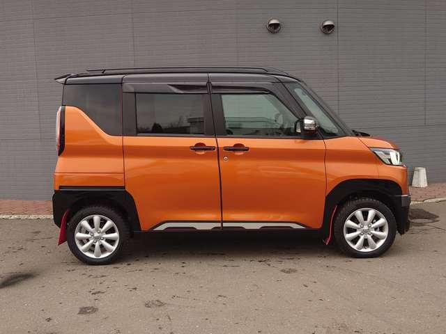 デリカミニ Ｔ　プレミアム（4枚目）