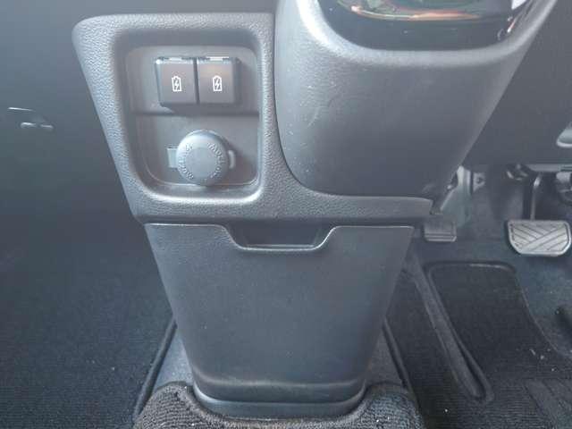 デリカＤ：２ カスタムハイブリッドＭＶ　全方位カメラパッケージ（30枚目）