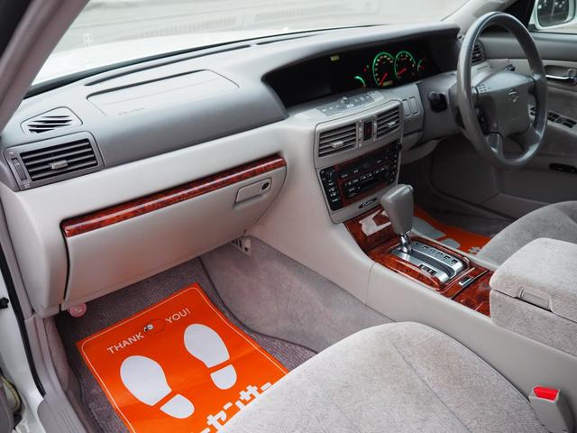 セドリック ２５０ＬＶ　ＦＯＵＲ　プレミアムリミテッド　４ＷＤ・仕入れ時評価点４．５点・４ＷＤ直６ターボ２６０馬力・本州車両・２オーナー・走行４１１００ｋｍ・フルノーマル・純正ナビ・電動シート・ドラレコ前後・ＥＴＣ（26枚目）