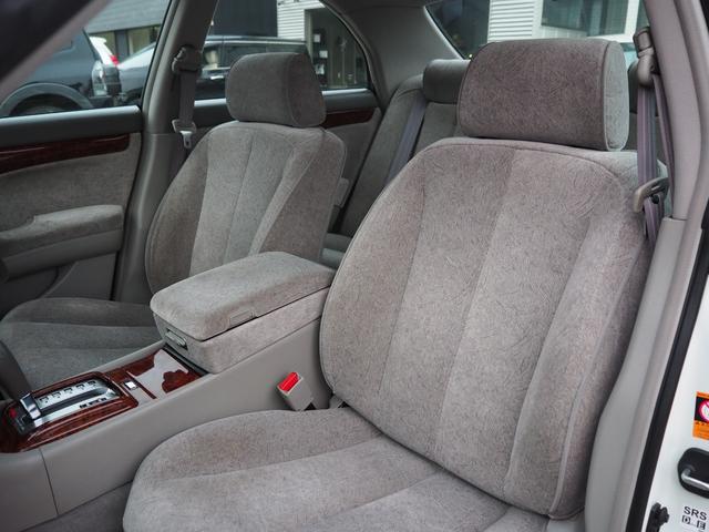 セドリック ２５０ＬＶ　ＦＯＵＲ　プレミアムリミテッド　４ＷＤ・仕入れ時評価点４．５点・４ＷＤ直６ターボ２６０馬力・本州車両・２オーナー・走行４１１００ｋｍ・フルノーマル・純正ナビ・電動シート・ドラレコ前後・ＥＴＣ（30枚目）