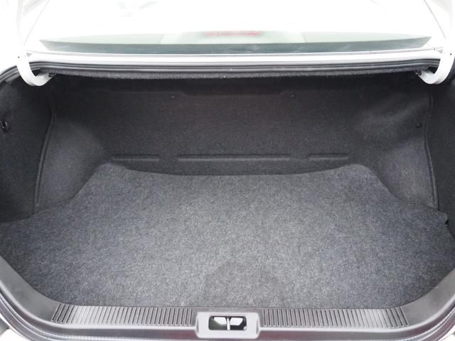 セドリック ２５０ＬＶ　ＦＯＵＲ　プレミアムリミテッド　４ＷＤ・仕入れ時評価点４．５点・４ＷＤ直６ターボ２６０馬力・本州車両・２オーナー・走行４１１００ｋｍ・フルノーマル・純正ナビ・電動シート・ドラレコ前後・ＥＴＣ（33枚目）