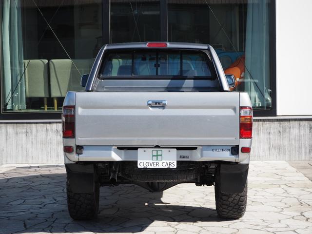 ハイラックススポーツピック エクストラキャブ　ワイド　４ＷＤ♪本州車両♪５速ＭＴディーゼル４ＷＤ♪タイベル交換済み♪ＣＤ♪ＢＴ♪エアコン♪パワーウインドー♪ドラレコ♪ＥＴＣ♪ＤＥＡＮ１６インチＡＷ♪ＢＦグットリッチ♪（7枚目）