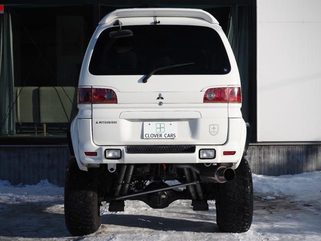デリカスペースギア シャモニー　４ＷＤ・ボディリフトアップ・ランチョ足回り・サビ少ない本州車両・寒冷地仕様２ＢＴ・サクソンマフラー・ＪＡＯＳアンダーカバー・社外ラテラルロッド・社外ナビ・Ｂカメラ・ＤＶＤ再生・ＥＴＣ・フォグランプ（7枚目）