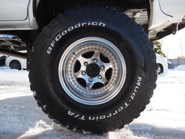 デリカスペースギア シャモニー　４ＷＤ・ボディリフトアップ・ランチョ足回り・サビ少ない本州車両・寒冷地仕様２ＢＴ・サクソンマフラー・ＪＡＯＳアンダーカバー・社外ラテラルロッド・社外ナビ・Ｂカメラ・ＤＶＤ再生・ＥＴＣ・フォグランプ（12枚目）