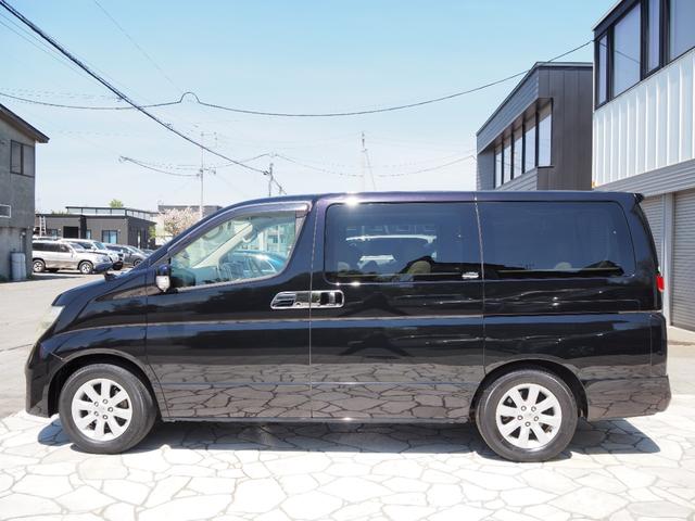 エルグランド 　後期型♪エアロ無し♪本州車両♪Ｄ整備記録簿６枚♪両側パワスラ♪純正ＨＤＤ♪フルセグ♪ＢＴ♪後席モニタ♪全周囲カメラ♪Ｐシート♪ＥＴＣ♪１年保証付（9枚目）