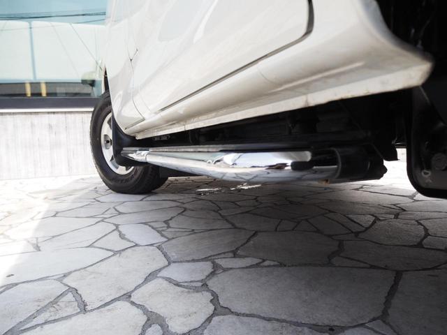 デリカスペースギア アクティブフィールドエディション　４ＷＤ♪後期型♪ワンオーナー♪禁煙車♪サビ無し本州車両♪寒冷地仕様♪ＲＥＣＡＲＯ♪国産９インチナビ♪後席モニター♪Ａステップ♪ＥＴＣ♪整備記録簿７枚有♪（17枚目）