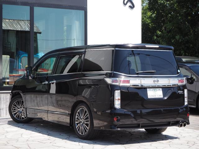 エルグランド ライダー　黒本革シート　４ＷＤ♪２５００ｃｃ♪寒冷地仕様♪黒本革Ｓヒーター♪純正ＨＤＤ♪ＴＶ♪ＢＴ♪後席Ｍ♪両側パワスラ♪電動Ｒゲート♪１年保証♪（8枚目）