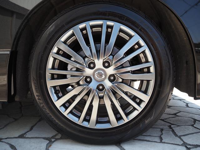 エルグランド ライダー　黒本革シート　４ＷＤ♪２５００ｃｃ♪寒冷地仕様♪黒本革Ｓヒーター♪純正ＨＤＤ♪ＴＶ♪ＢＴ♪後席Ｍ♪両側パワスラ♪電動Ｒゲート♪１年保証♪（15枚目）