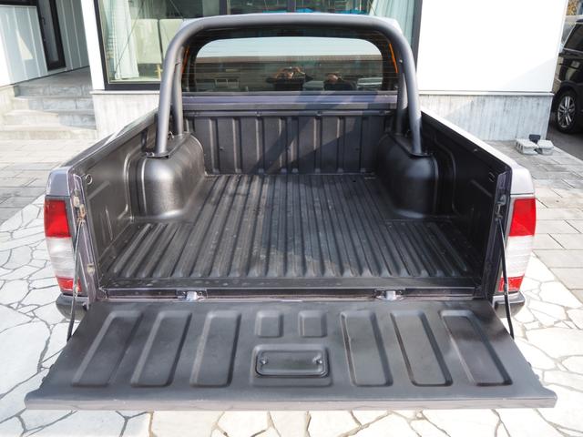 ダットサンピックアップ 　ＡＤダブルキャブ４ＷＤ・修復歴軽度・最終型ディーゼル・下回りサビ少ない・新品ＡＴタイヤ・社外メモリーナビ・フルセグ・ＵＳＢ・ＥＴＣ・エアコン・ロールバー・荷台チッピング塗装（15枚目）