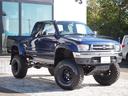 TOYOTA HILUX SPORTS PICK UP