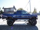 TOYOTA HILUX SPORTS PICK UP