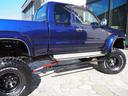 TOYOTA HILUX SPORTS PICK UP