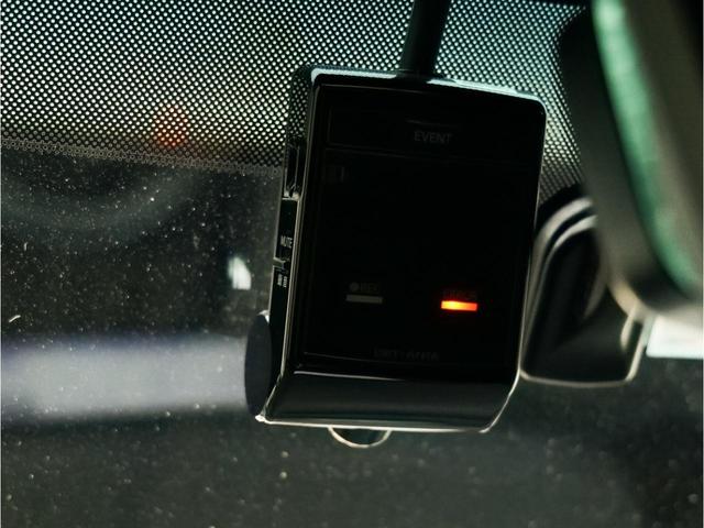 ８６ ＧＴリミテッド　ブラックパッケージ　純正ナビ　フルセグ　ＤＶＤ　Ｂｌｕｅｔｏｏｔｈ　バックカメラ　ブレンボキャリパー　ハーフレザーシート　純正１７ＡＷ　ＥＴＣ　ドラレコ　パドルシフト　クルーズコントロール　ＬＥＤヘッド・フォグ（8枚目）