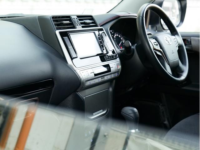ランドクルーザープラド ＴＸ　ワンオーナー　リフトアップ　ビルシュタイン　純正ナビ　ワンセグ　ＣＤ　Ｂｌｕｅｔｏｏｔｈ　バックカメラ　サンルーフ　レーダークルーズ　ルーフラック　リアラダー　スマートキー　オートハイビーム（31枚目）