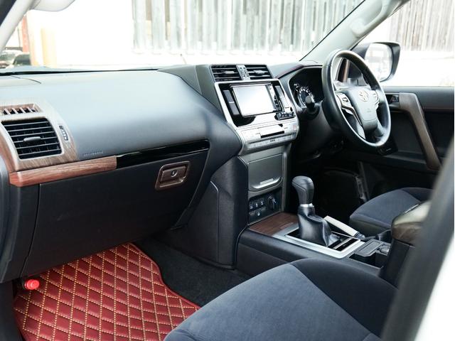 ランドクルーザープラド ＴＸ　ワンオーナー　リフトアップ　ビルシュタイン　純正ナビ　ワンセグ　ＣＤ　Ｂｌｕｅｔｏｏｔｈ　バックカメラ　サンルーフ　レーダークルーズ　ルーフラック　リアラダー　スマートキー　オートハイビーム（35枚目）