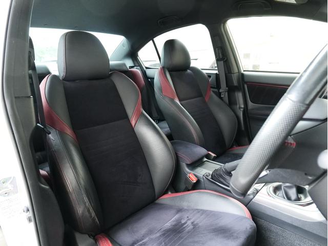 ＷＲＸ ＳＴＩ ＳＴＩ　タイプＳ　ＳＴＩフルエアロ　純正ＢＢＳ１８ＡＷ　大型リアスポイラー　純正パナソニックナビ／フルセグ／ＤＶＤ　バックカメラ　ＥＴＣ　ハーフレザーシート　パワーシート　スマートキー　プッシュスタート　ＳＩドライブ（16枚目）