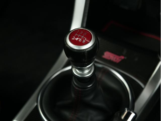 WRX STI STI タイプS STIフルエアロ 純正BBS18AW ストラーダナビ/フルセグ/CD/DVD ETC バックカメラ 大型リアウィング ハーフレザーシート パワーシート スマートキー プッシュスタート リアフォグ(12枚目)