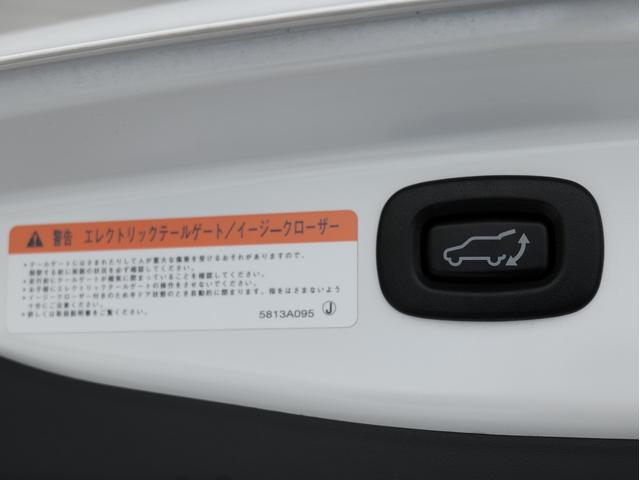 ワンオーナー　夏冬タイヤ付　マルチアラウンドモニター／フルセグ／Ｂｌｕｅｔｏｏｔｈ　前後ドラレコ　　レーダークルーズコントロール　電動テールゲート　ＥＴＣ　純正１８ＡＷ　ステアリングヒーター