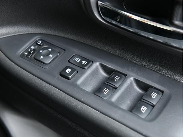 ワンオーナー　夏冬タイヤ付　マルチアラウンドモニター／フルセグ／Ｂｌｕｅｔｏｏｔｈ　前後ドラレコ　　レーダークルーズコントロール　電動テールゲート　ＥＴＣ　純正１８ＡＷ　ステアリングヒーター