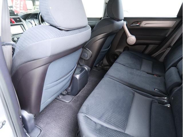 クルマは非常に複雑なものだからこそ、購入後も気軽に相談できるお世話担当になれるよう、徹底的にお客様の視点でご提案させていただきます。