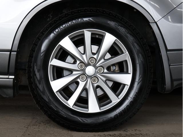 ４ＷＤ　５ＡＴ　スタッドレスタイヤ　純正ＨＤＤナビ　ＥＴＣ　電動格納ドアミラー　運転席助手席パワーシート　オートエアコン　キーレス　ミラーヒーター　ＶＳＡ