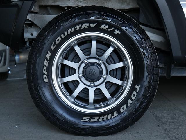 ジムニーシエラ JL 5MT リフトアップ JAOSリフトアップきっと RAYS16AW フジツボマフラー 津田レーシングエアクリ 純正8型ナビ フルセグ Bカメラ カーボン調コンビハンドル 前後ドラレコ ETC(51枚目)