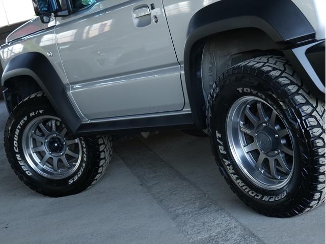 ジムニーシエラ JL 5MT リフトアップ JAOSリフトアップきっと RAYS16AW フジツボマフラー 津田レーシングエアクリ 純正8型ナビ フルセグ Bカメラ カーボン調コンビハンドル 前後ドラレコ ETC(53枚目)