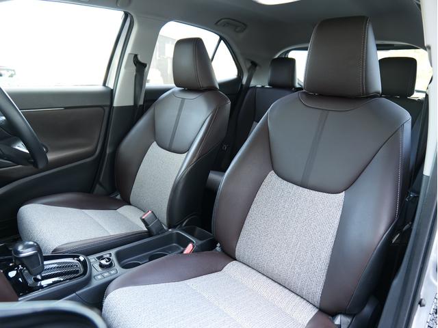 ヤリスクロス ハイブリッドＺ　ワンオーナー　リフトアップ　寒冷地仕様　夏冬タイヤセット　純正ディスプレイオーディオ／Ｂｌｕｅｔｏｏｔｈ／バックカメラ　レーダークルーズ　社外１６ＡＷ　ＢＳＭ　パワーバックドア　リアフォグ（28枚目）