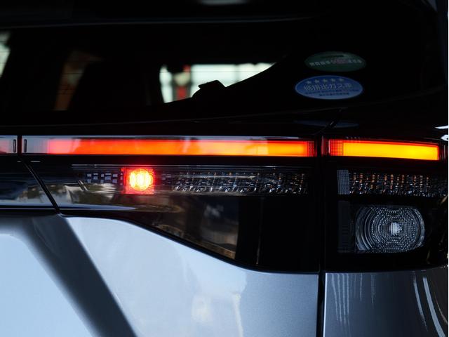 ヤリスクロス ハイブリッドＺ　ワンオーナー　リフトアップ　寒冷地仕様　夏冬タイヤセット　純正ディスプレイオーディオ／Ｂｌｕｅｔｏｏｔｈ／バックカメラ　レーダークルーズ　社外１６ＡＷ　ＢＳＭ　パワーバックドア　リアフォグ（47枚目）