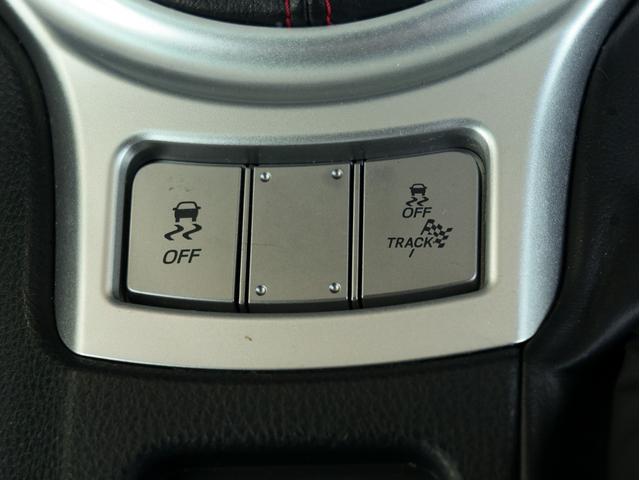 ８６ ＧＴリミテッド　６ＭＴ　ブリッツ車高調　エンケイ１８ＡＷ　ストラーダナビ／フルセグ／ＣＤ／ＤＶＤ　ブリッツマフラー　前後ドラレコ　ハーフレザーシート　シートヒーター　クルーズコントロール　リアスポ　ＬＥＤヘッドライト（23枚目）