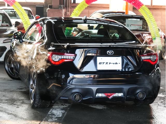 ８６ ＧＴリミテッド　６ＭＴ　ブリッツ車高調　エンケイ１８ＡＷ　ストラーダナビ／フルセグ／ＣＤ／ＤＶＤ　ブリッツマフラー　前後ドラレコ　ハーフレザーシート　シートヒーター　クルーズコントロール　リアスポ　ＬＥＤヘッドライト（36枚目）