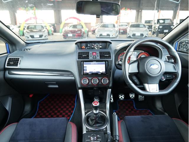 ＳＴＩフルエアロ　大型リアスポイラー　純正ＢＢＳ１８ＡＷ　カロッツェリアナビ／フルセグ／ナビ／バックカメラ　ＥＴＣ　ハーフレザーシート　スマートキー　プッシュスタート　リアフォグ　ＬＥＤヘッドライト