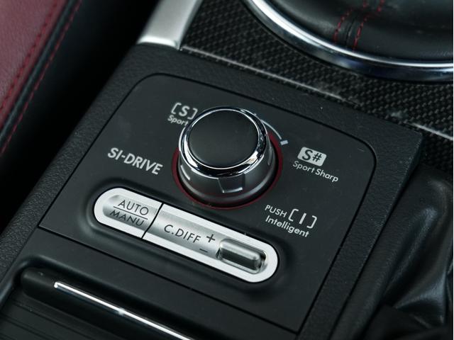 ＳＴＩフルエアロ　大型リアスポイラー　純正ＢＢＳ１８ＡＷ　カロッツェリアナビ／フルセグ／ナビ／バックカメラ　ＥＴＣ　ハーフレザーシート　スマートキー　プッシュスタート　リアフォグ　ＬＥＤヘッドライト