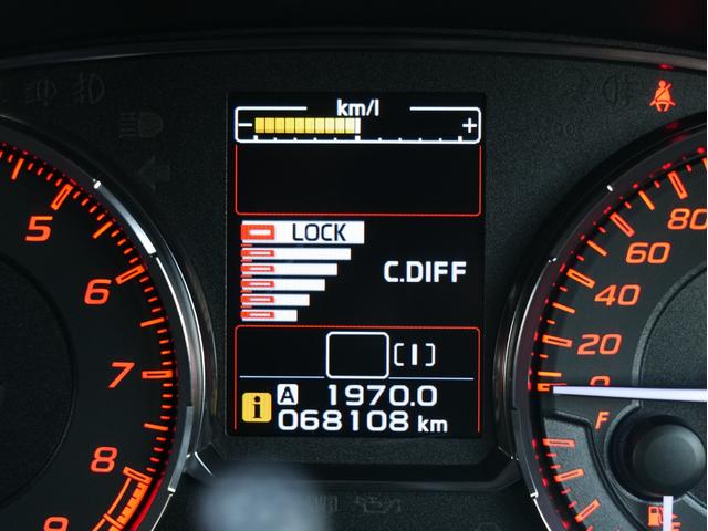 ＳＴＩフルエアロ　大型リアスポイラー　純正ＢＢＳ１８ＡＷ　カロッツェリアナビ／フルセグ／ナビ／バックカメラ　ＥＴＣ　ハーフレザーシート　スマートキー　プッシュスタート　リアフォグ　ＬＥＤヘッドライト