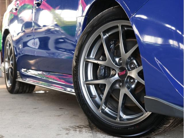 ＳＴＩフルエアロ　大型リアスポイラー　純正ＢＢＳ１８ＡＷ　カロッツェリアナビ／フルセグ／ナビ／バックカメラ　ＥＴＣ　ハーフレザーシート　スマートキー　プッシュスタート　リアフォグ　ＬＥＤヘッドライト