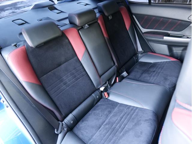 ＳＴＩフルエアロ　大型リアスポイラー　純正ＢＢＳ１８ＡＷ　カロッツェリアナビ／フルセグ／ナビ／バックカメラ　ＥＴＣ　ハーフレザーシート　スマートキー　プッシュスタート　リアフォグ　ＬＥＤヘッドライト