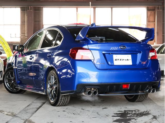 ＳＴＩフルエアロ　大型リアスポイラー　純正ＢＢＳ１８ＡＷ　カロッツェリアナビ／フルセグ／ナビ／バックカメラ　ＥＴＣ　ハーフレザーシート　スマートキー　プッシュスタート　リアフォグ　ＬＥＤヘッドライト