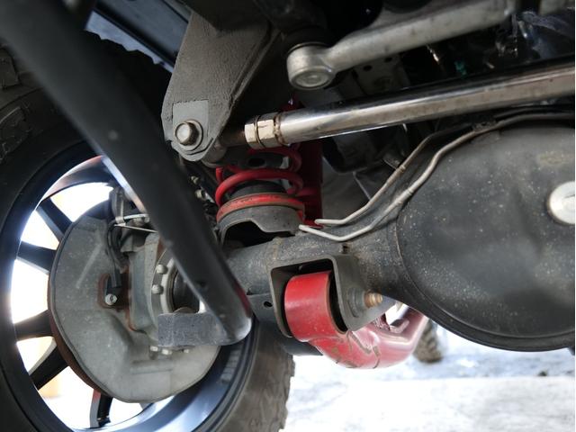 ジムニー ＸＣ　５ＭＴ　ワンオーナー　リフトアップ　ナビ／フルセグ／Ｂカメラ／ＤＶＤ／ＣＤ／Ｂｌｕｅｔｏｏｔｈ　デジタルミラー　フロントカメラ　ショートバンパー　ＲＹＡＳ１６ＡＷ　外マフラー　ゼロ１０００チャンバー（17枚目）