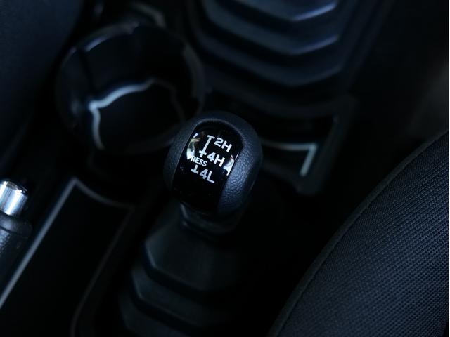 ジムニー ＸＣ　５ＭＴ　ワンオーナー　リフトアップ　ナビ／フルセグ／Ｂカメラ／ＤＶＤ／ＣＤ／Ｂｌｕｅｔｏｏｔｈ　デジタルミラー　フロントカメラ　ショートバンパー　ＲＹＡＳ１６ＡＷ　外マフラー　ゼロ１０００チャンバー（32枚目）