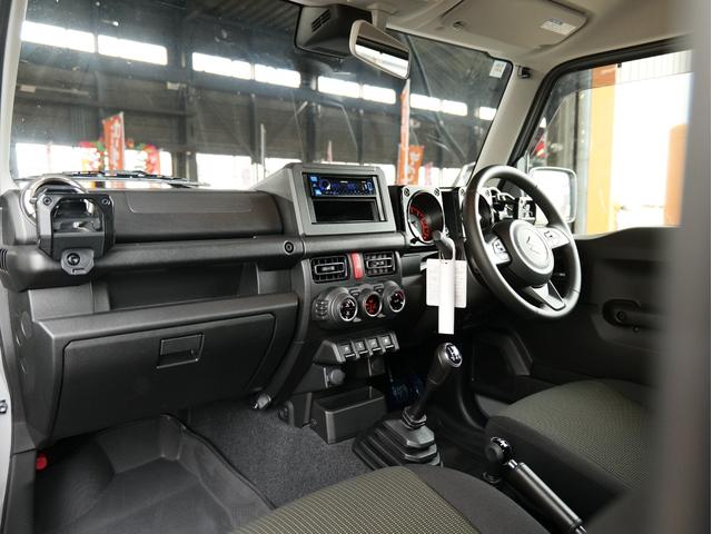 ジムニー ＸＣ　５ＭＴリフトアップ　外１６ＡＷ　ジオランダーＭ／Ｔ　ショートバンパー　クルーズコントロール　シートヒーター　ケンウッドＣＤ／ＵＳＢ／Ｂｌｕｅｔｏｏｔｈオーディオ　ＬＥＤヘッドライト　フォグライト（22枚目）