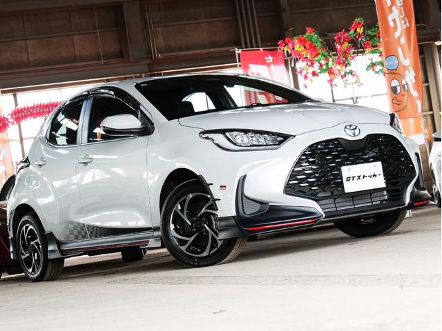 ヤリス ハイブリッドZ TRDエアロ 寒冷地仕様 モデリスタ15AW 純正DA/ナビ/フルセグ/バックカメラ 前後ドラレコ シートヒーター ステアリングヒーター レーダークルーズ ハーフレザーシート LEDヘッドライト(3枚目)