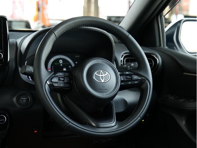 ヤリス ハイブリッドZ TRDエアロ 寒冷地仕様 モデリスタ15AW 純正DA/ナビ/フルセグ/バックカメラ 前後ドラレコ シートヒーター ステアリングヒーター レーダークルーズ ハーフレザーシート LEDヘッドライト(7枚目)