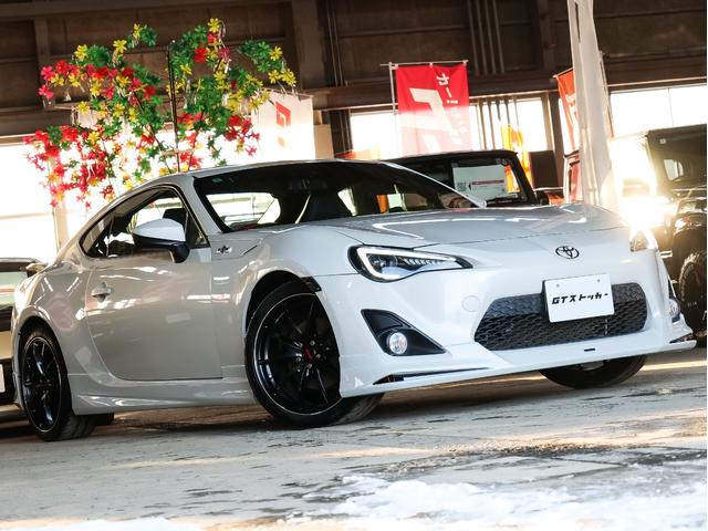 86 GTリミテッド 6MT 寒冷地仕様 モデリスタフルエアロ 柿本マフラー RAYS18AW HKSプレミアムサクション 純正ナビ/フルセグ/CD/Bluetooth/バックカメラ ETC シートヒーター リアスポ(3枚目)