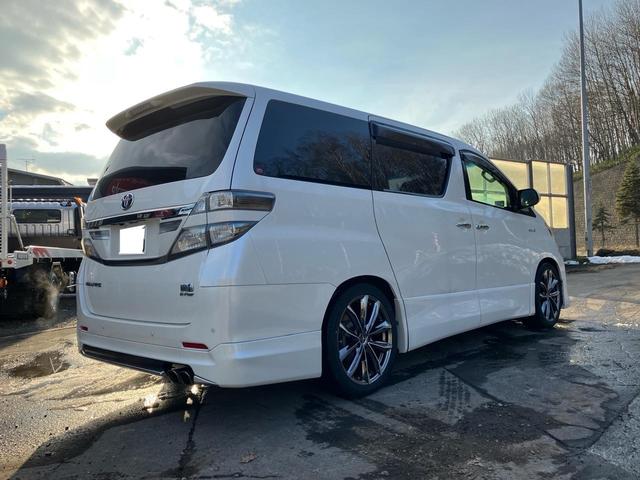 ヴェルファイアハイブリッド ＺＲ　Ｇエディション　４ＷＤ　ＴＶ付ナビ　バックカメラ　全周囲カメラ　スマートキー　エンジンスターター　サンルーフ　パワーシート　オットマン　シートヒーター　両側パワースライドドア　スタッドレスタイヤ付　２年保証付き（6枚目）