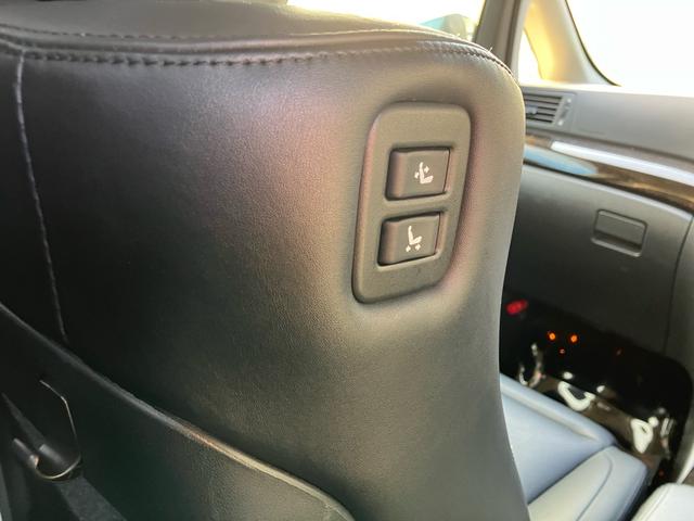 ヴェルファイアハイブリッド ＺＲ　Ｇエディション　４ＷＤ　ＴＶ付ナビ　バックカメラ　全周囲カメラ　スマートキー　エンジンスターター　サンルーフ　パワーシート　オットマン　シートヒーター　両側パワースライドドア　スタッドレスタイヤ付　２年保証付き（25枚目）