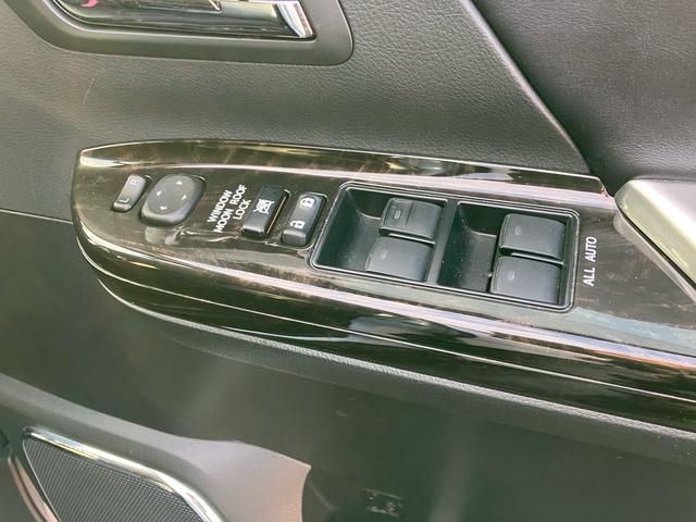 ヴェルファイアハイブリッド ＺＲ　Ｇエディション　４ＷＤ　ＴＶ付ナビ　バックカメラ　全周囲カメラ　スマートキー　エンジンスターター　サンルーフ　パワーシート　オットマン　シートヒーター　両側パワースライドドア　スタッドレスタイヤ付　２年保証付き（29枚目）