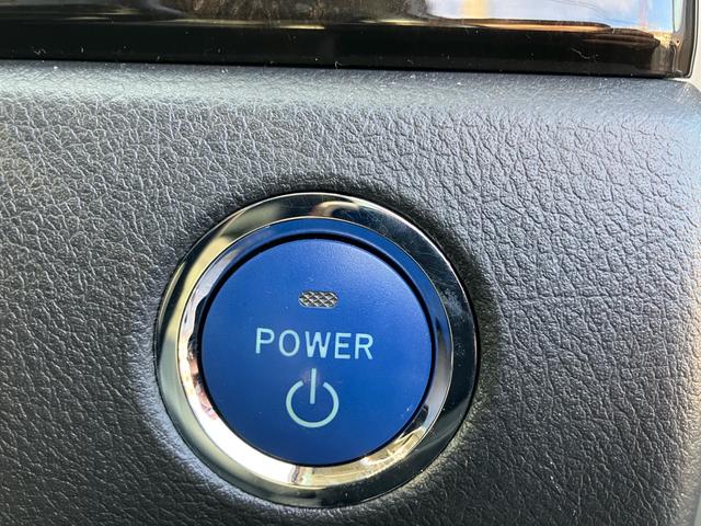 ヴェルファイアハイブリッド ＺＲ　Ｇエディション　４ＷＤ　ＴＶ付ナビ　バックカメラ　全周囲カメラ　スマートキー　エンジンスターター　サンルーフ　パワーシート　オットマン　シートヒーター　両側パワースライドドア　スタッドレスタイヤ付　２年保証付き（34枚目）
